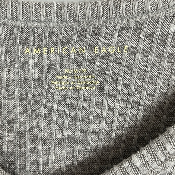 American Eagle Gray ribbed long sleeve top - Picture 6 of 10